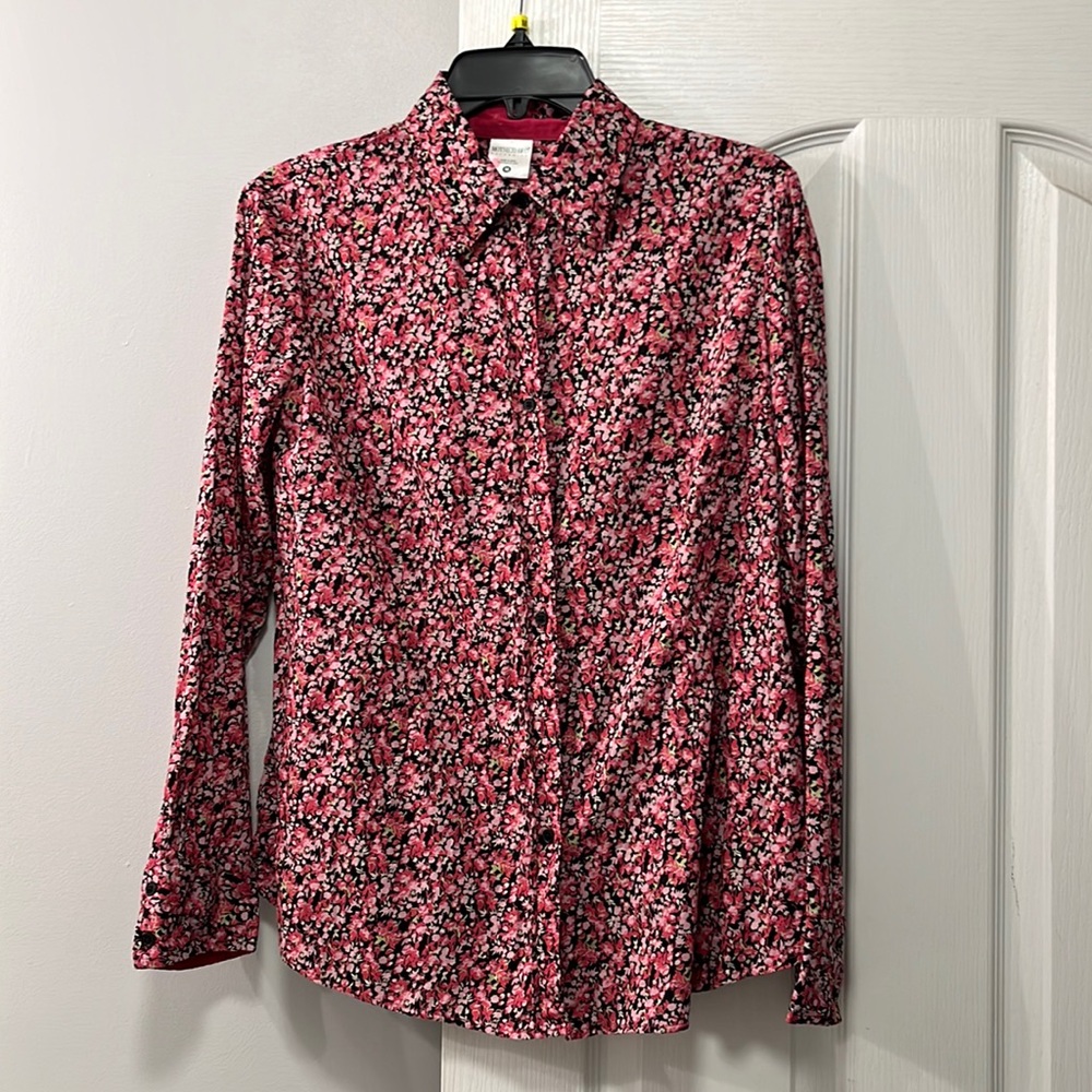 Motherhood Maternity pink and black floral blouse